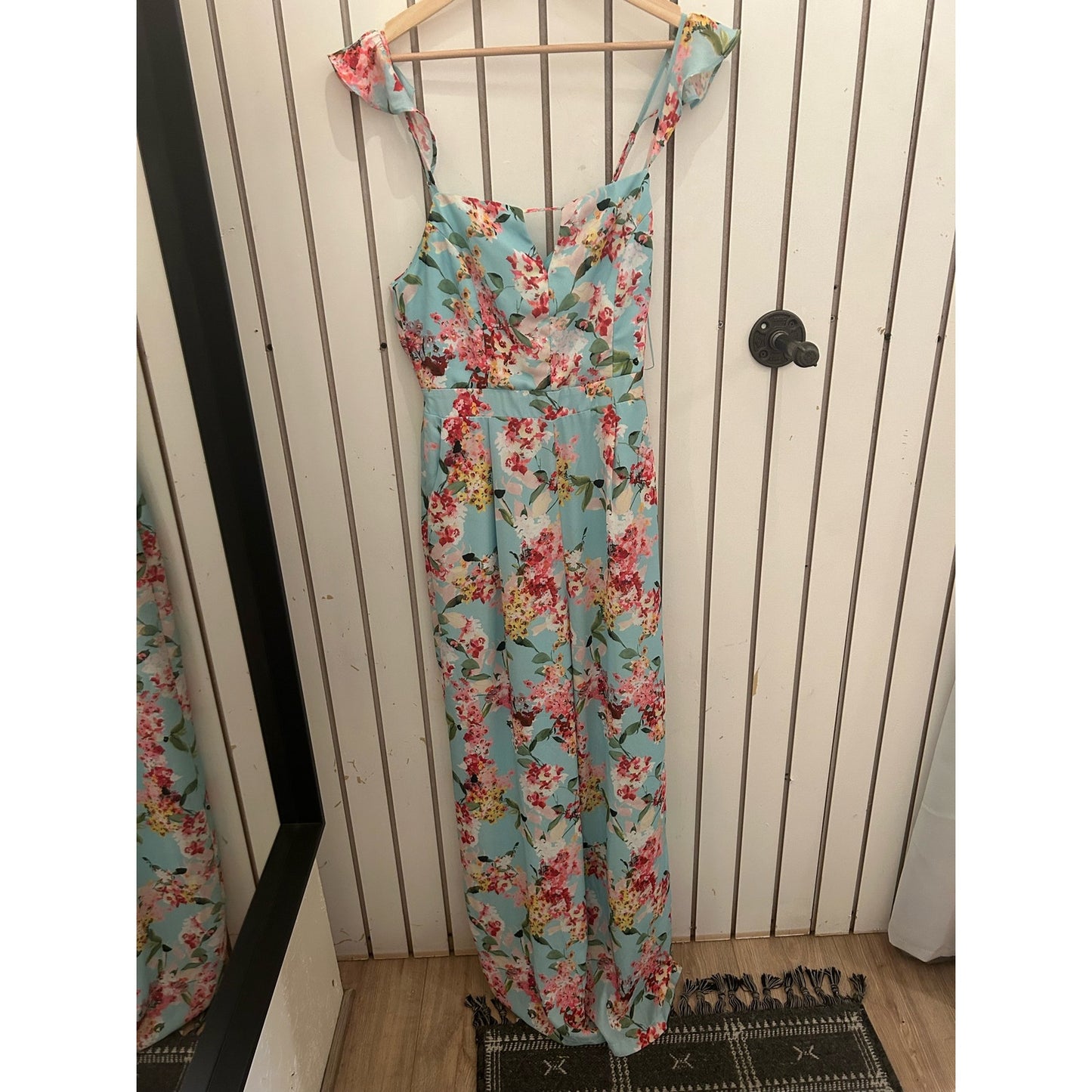 Adelyn Rae Jumpsuit Size S