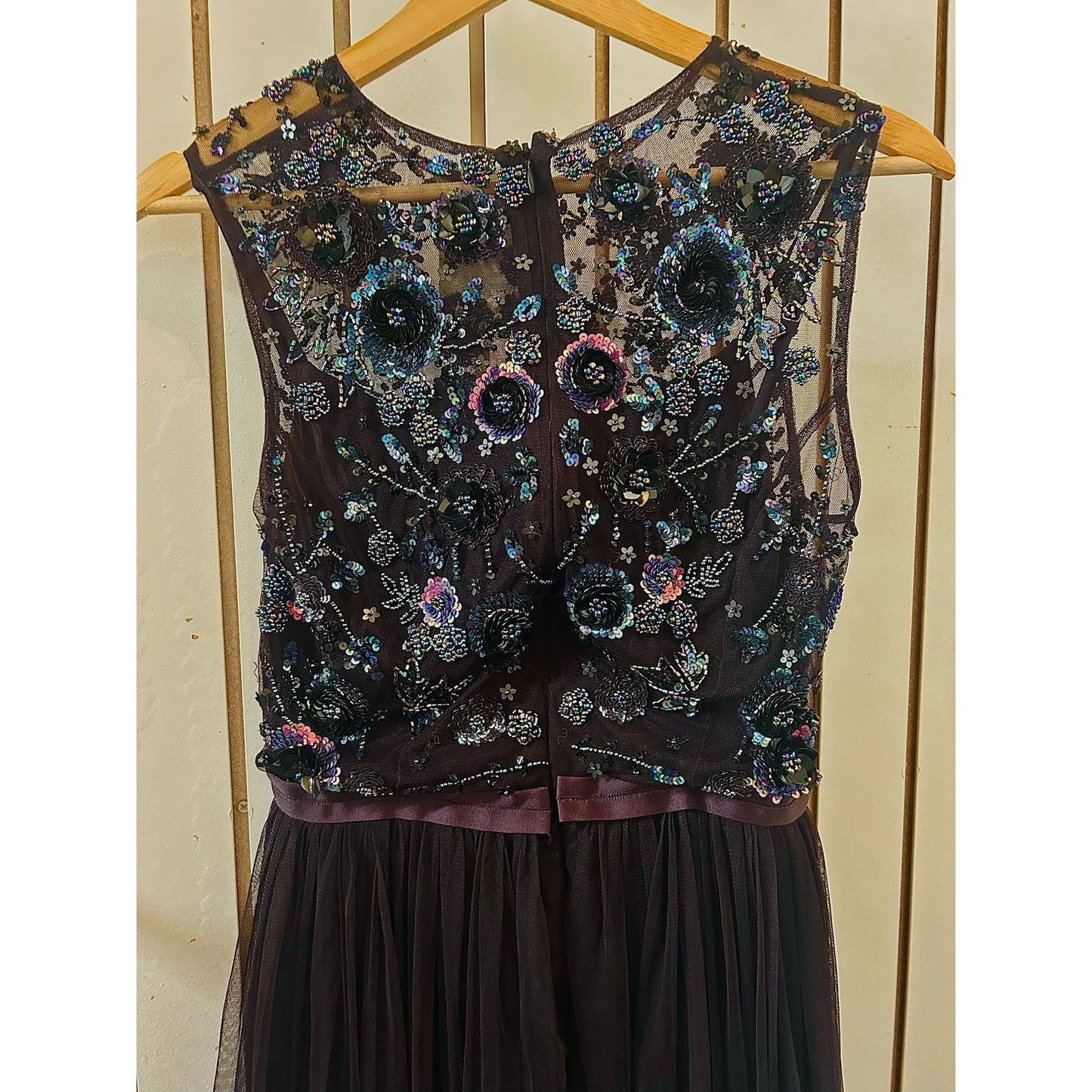 Needle & Thread Burgundy Beaded Mariel Aubrrgine Sequin Maxi Dress Size 2