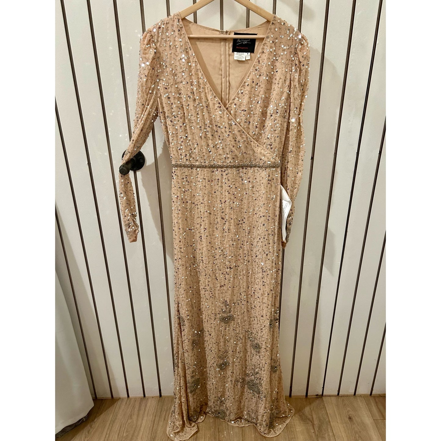 Mac Duggal Dress Size 6 Style # 10769 NWT