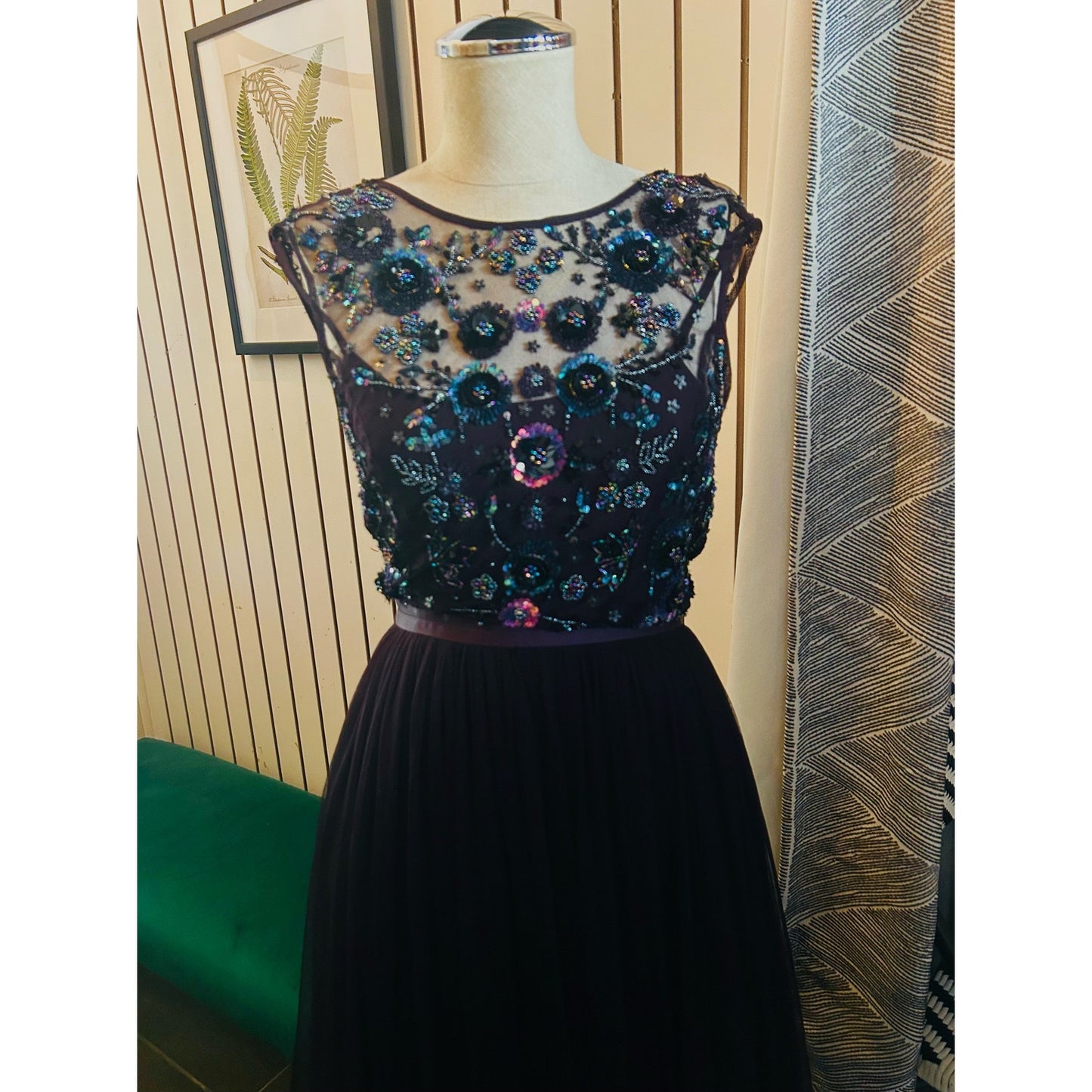 Needle & Thread Burgundy Beaded Mariel Aubrrgine Sequin Maxi Dress Size 2