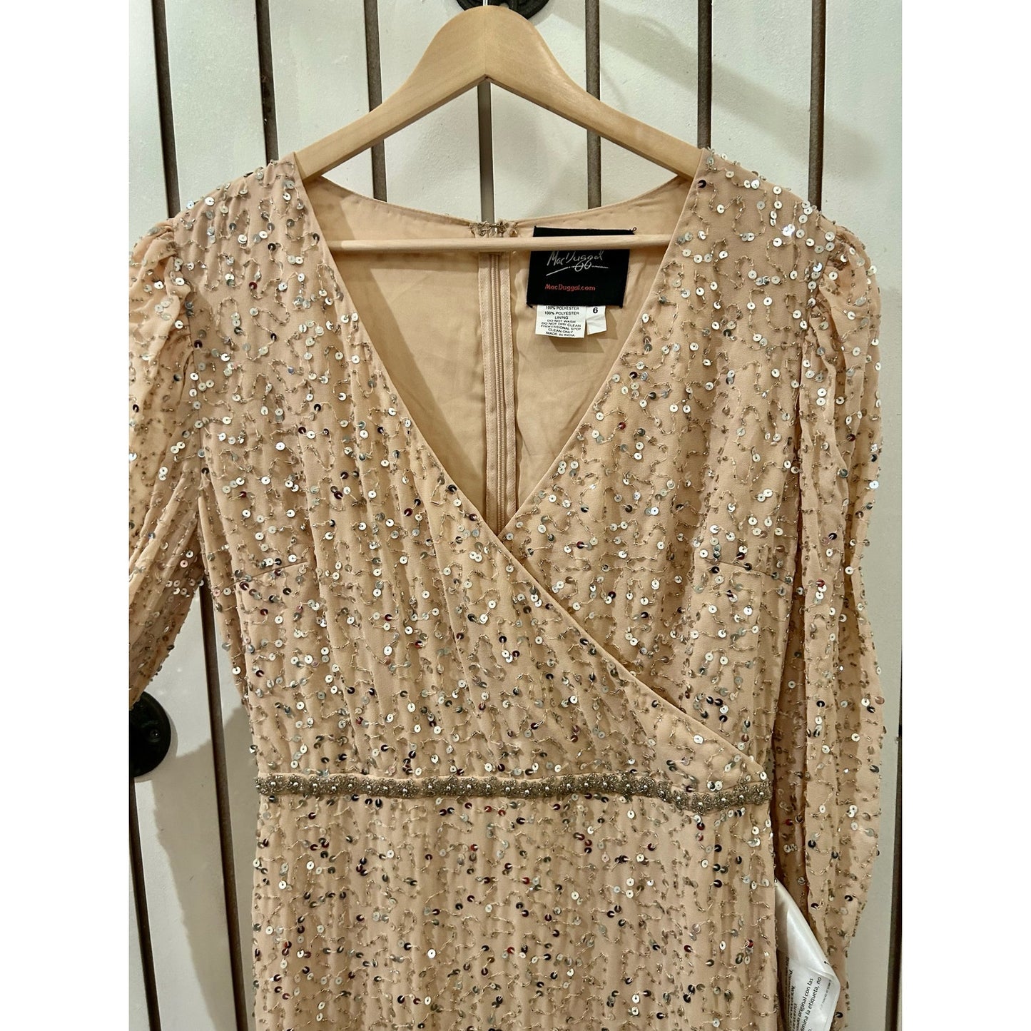 Mac Duggal Dress Size 6 Style # 10769 NWT