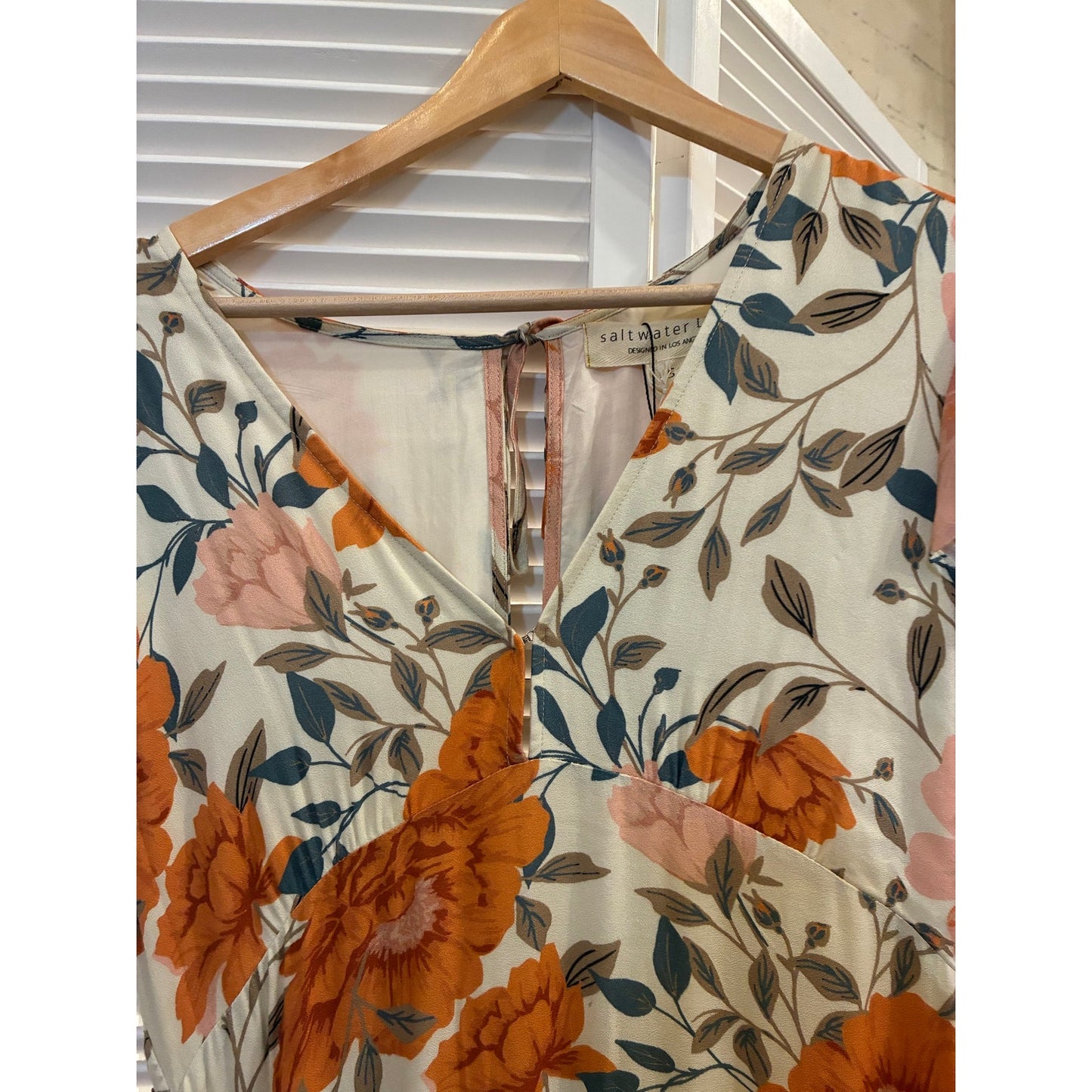 Salt Water Luxe Floral Dress Size Small