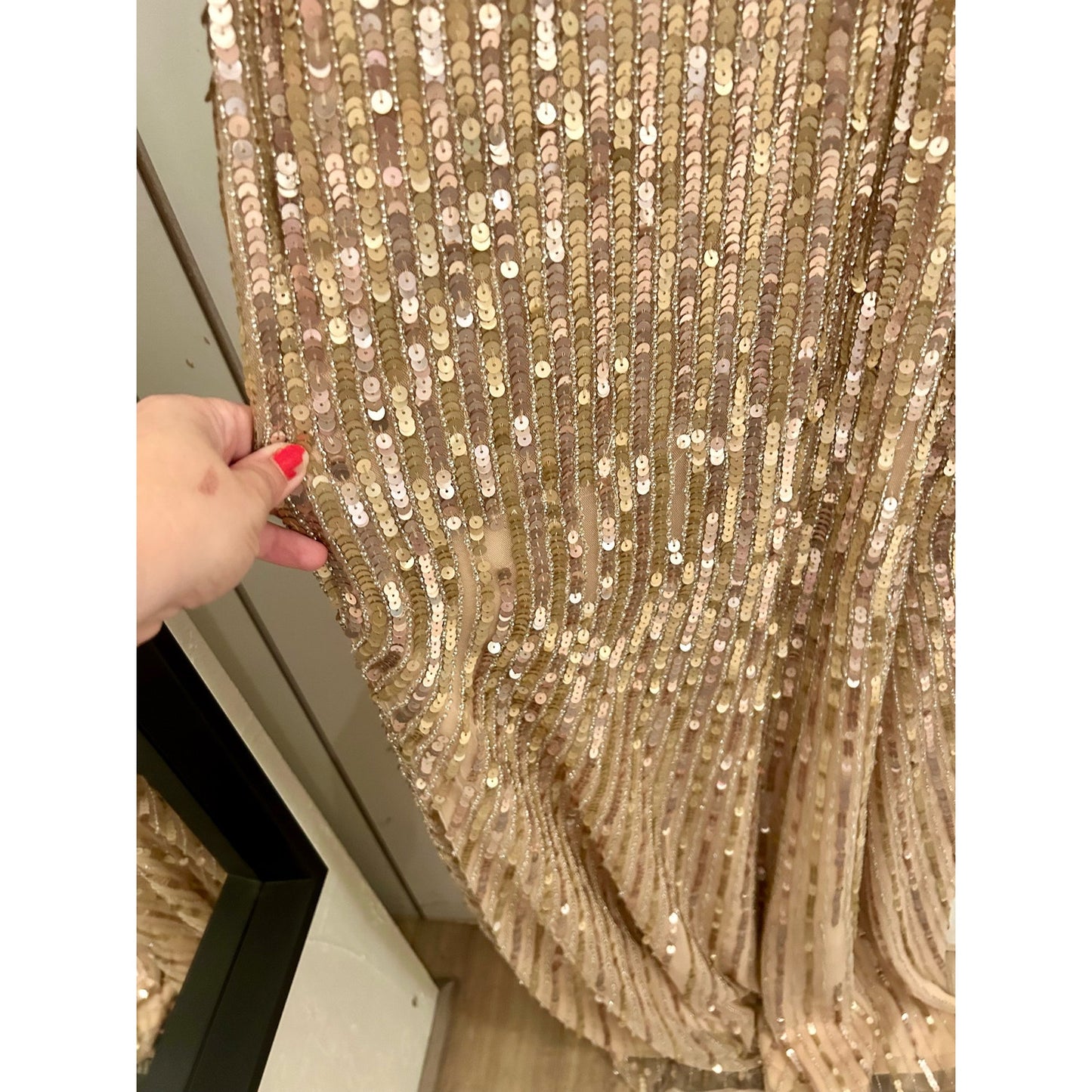 Mac Duggal Size 6 Style 10817