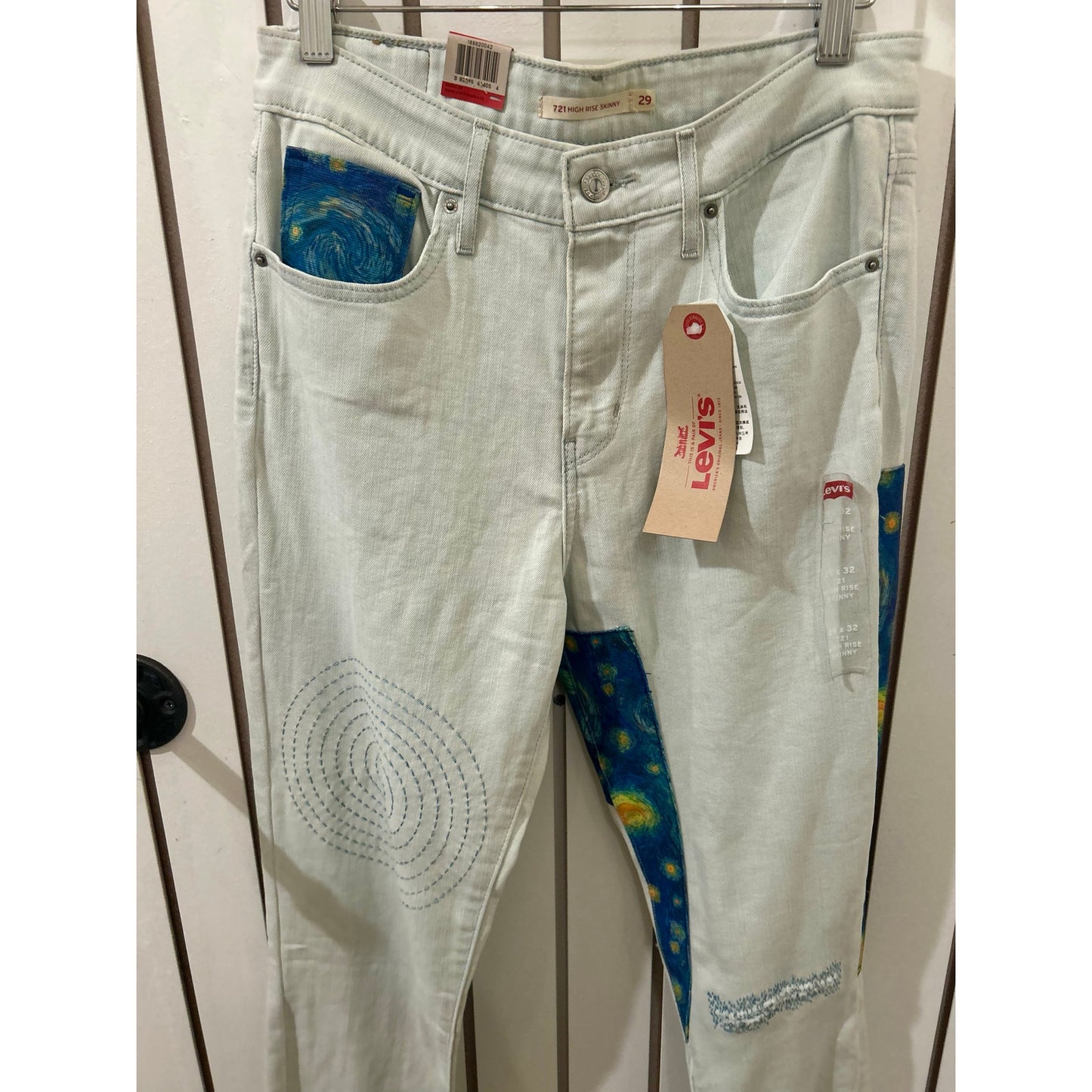 One of a kind Starry Night Levi’s Size 29