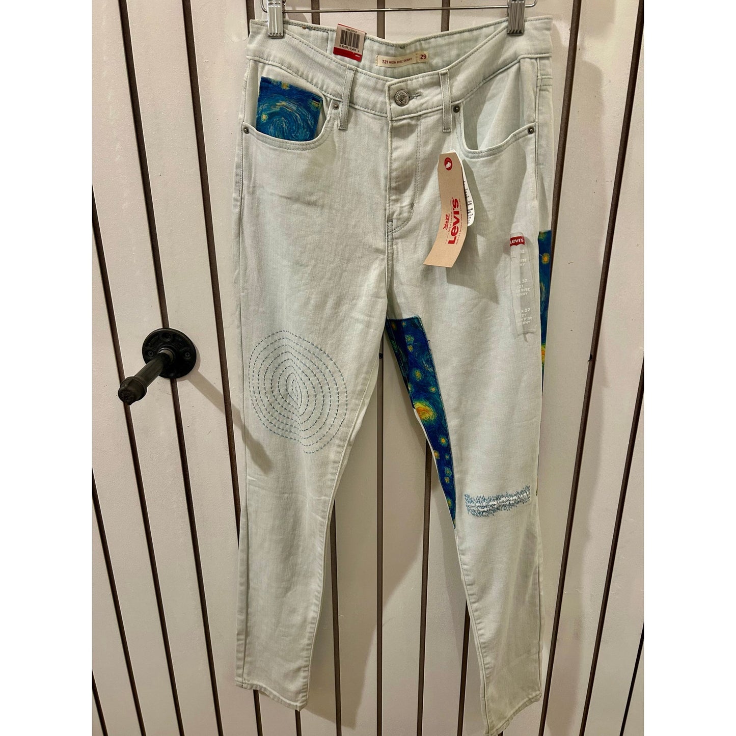 One of a kind Starry Night Levi’s Size 29
