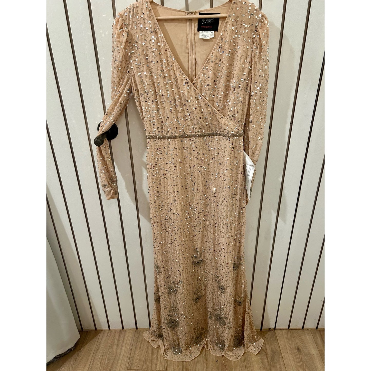 Mac Duggal Dress Size 6 Style # 10769 NWT