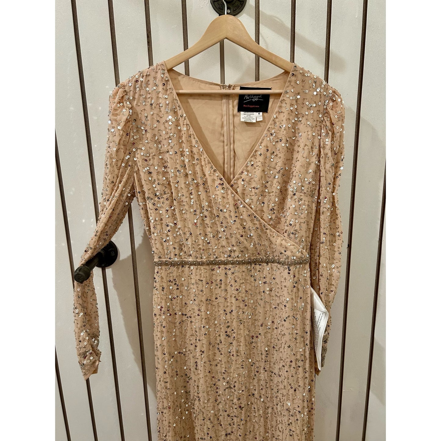 Mac Duggal Dress Size 6 Style # 10769 NWT