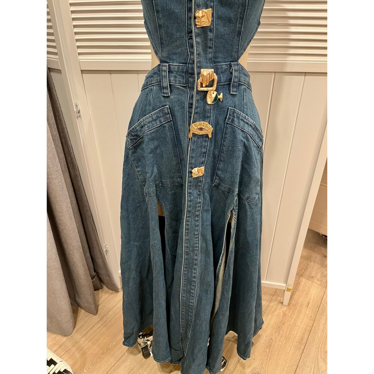 Urban Revivo Cut Out Stretchy Sleeveless Maxi Denim Dress with Artistic Buttons