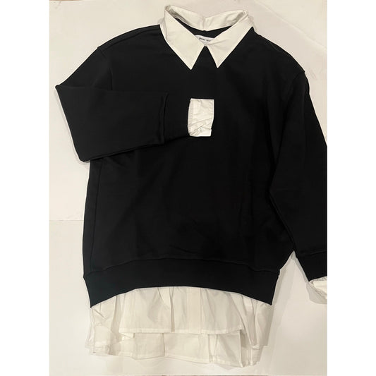Urban Revivo Sweatshirt with White Collar