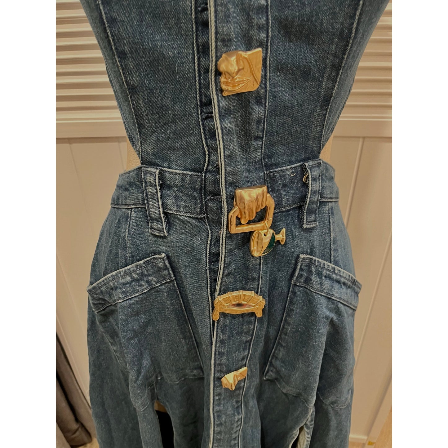 Urban Revivo Cut Out Stretchy Sleeveless Maxi Denim Dress with Artistic Buttons