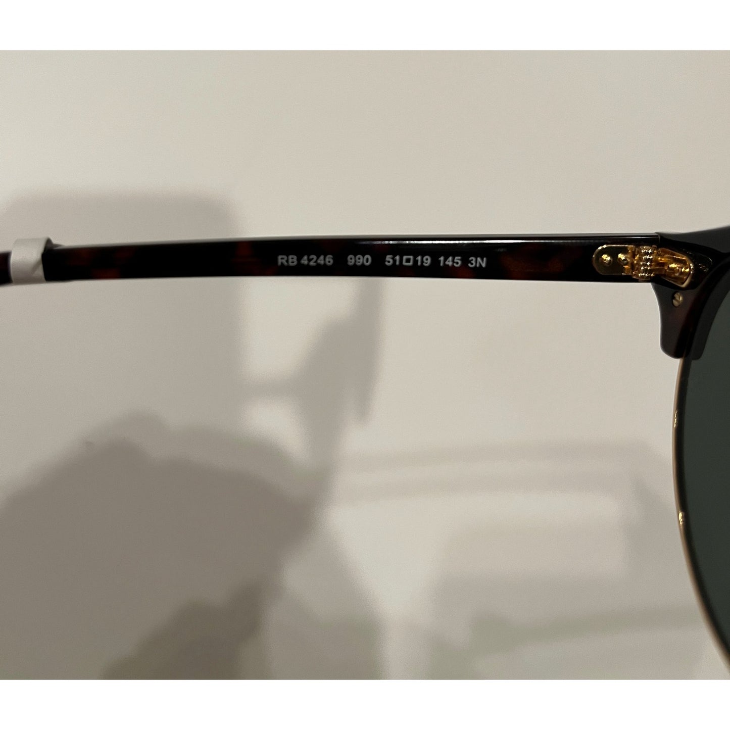 Ray-Ban Clubround Classic Sunglasses Red Havana Frame Green Lenses