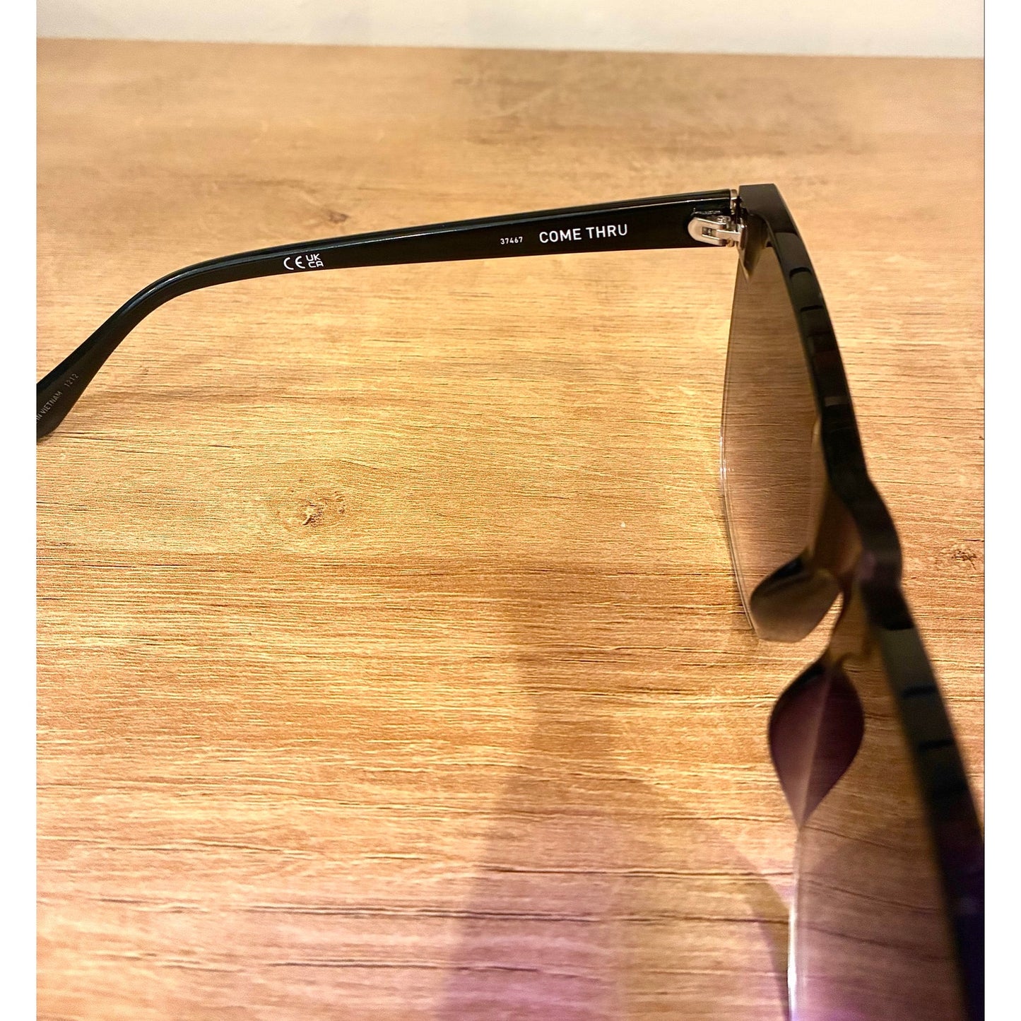 QUAY Come Thru Sunglasses