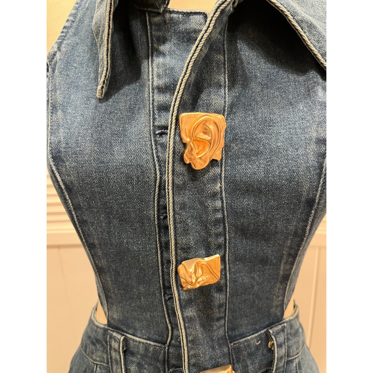 Urban Revivo Cut Out Stretchy Sleeveless Maxi Denim Dress with Artistic Buttons