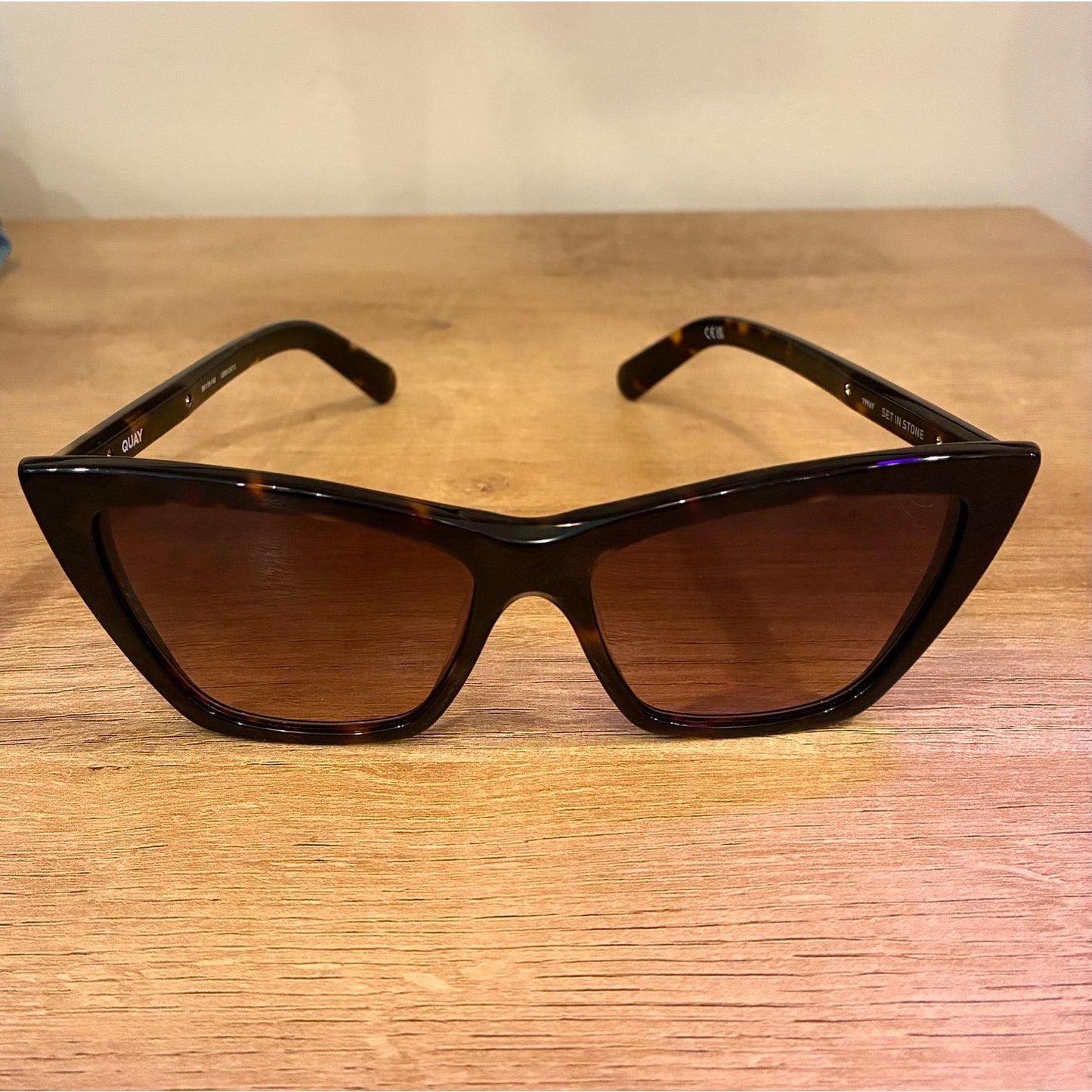 QUAY Set in Stone Sunglasses