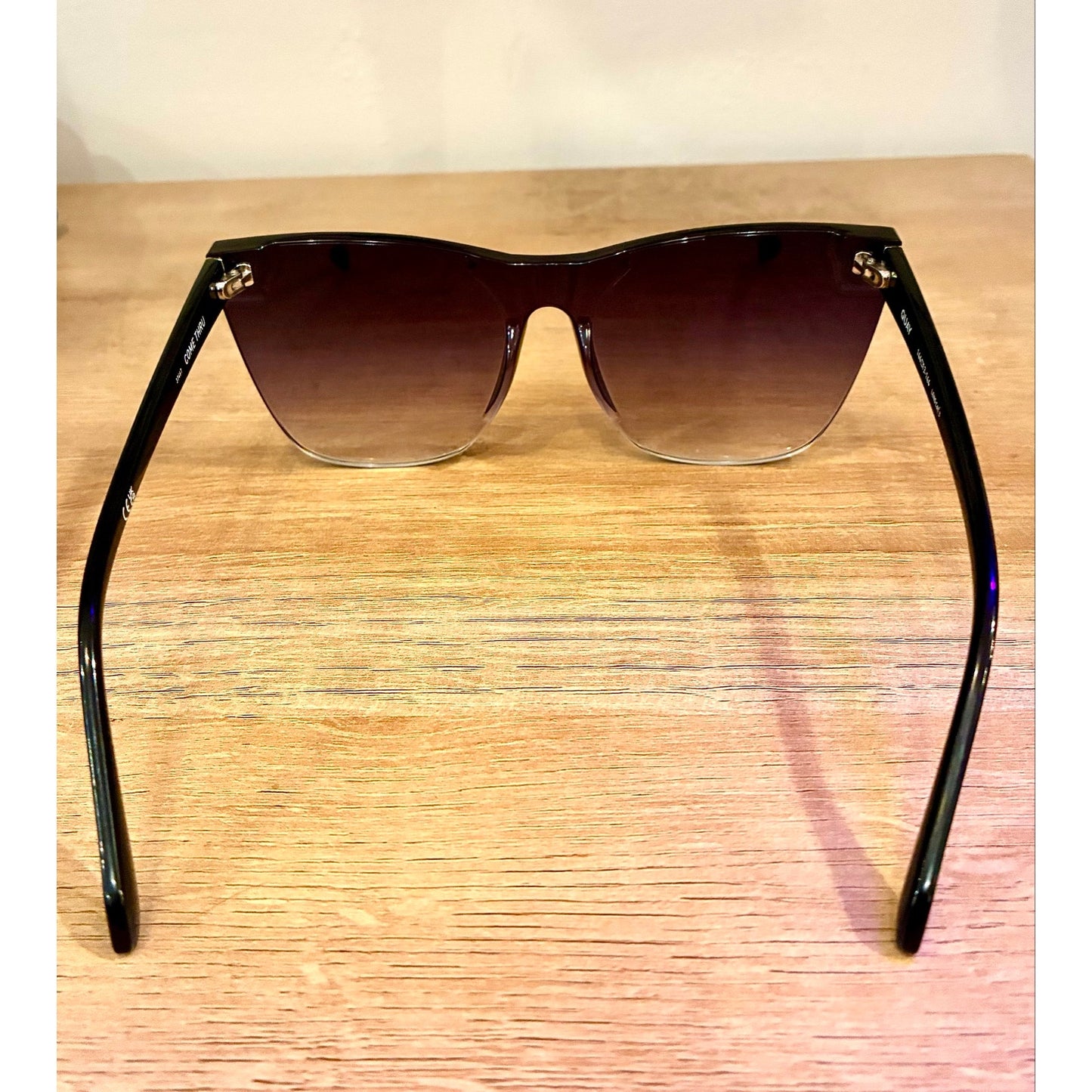 QUAY Come Thru Sunglasses
