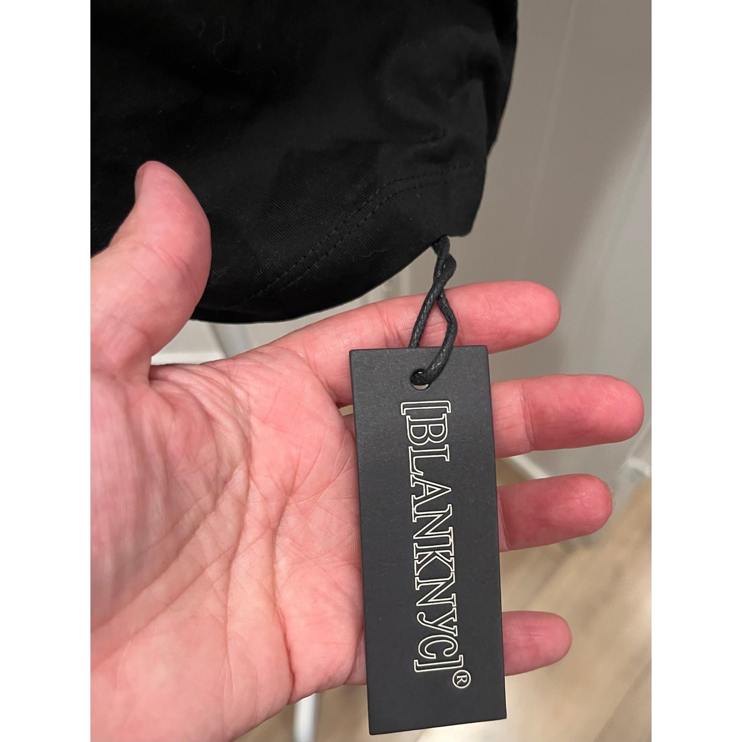 Blank NYC Black V