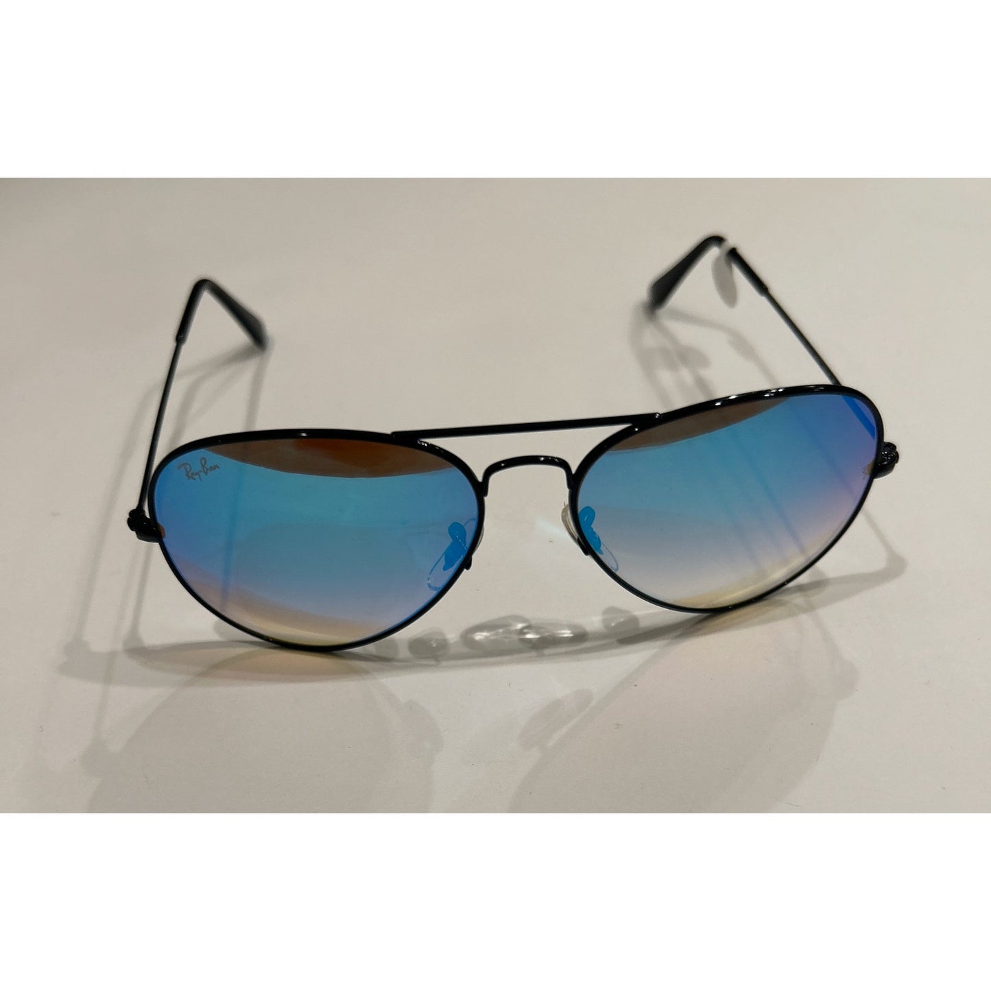 Ray-Ban Aviator Black Rim Flash Lenses Gradient Brand New