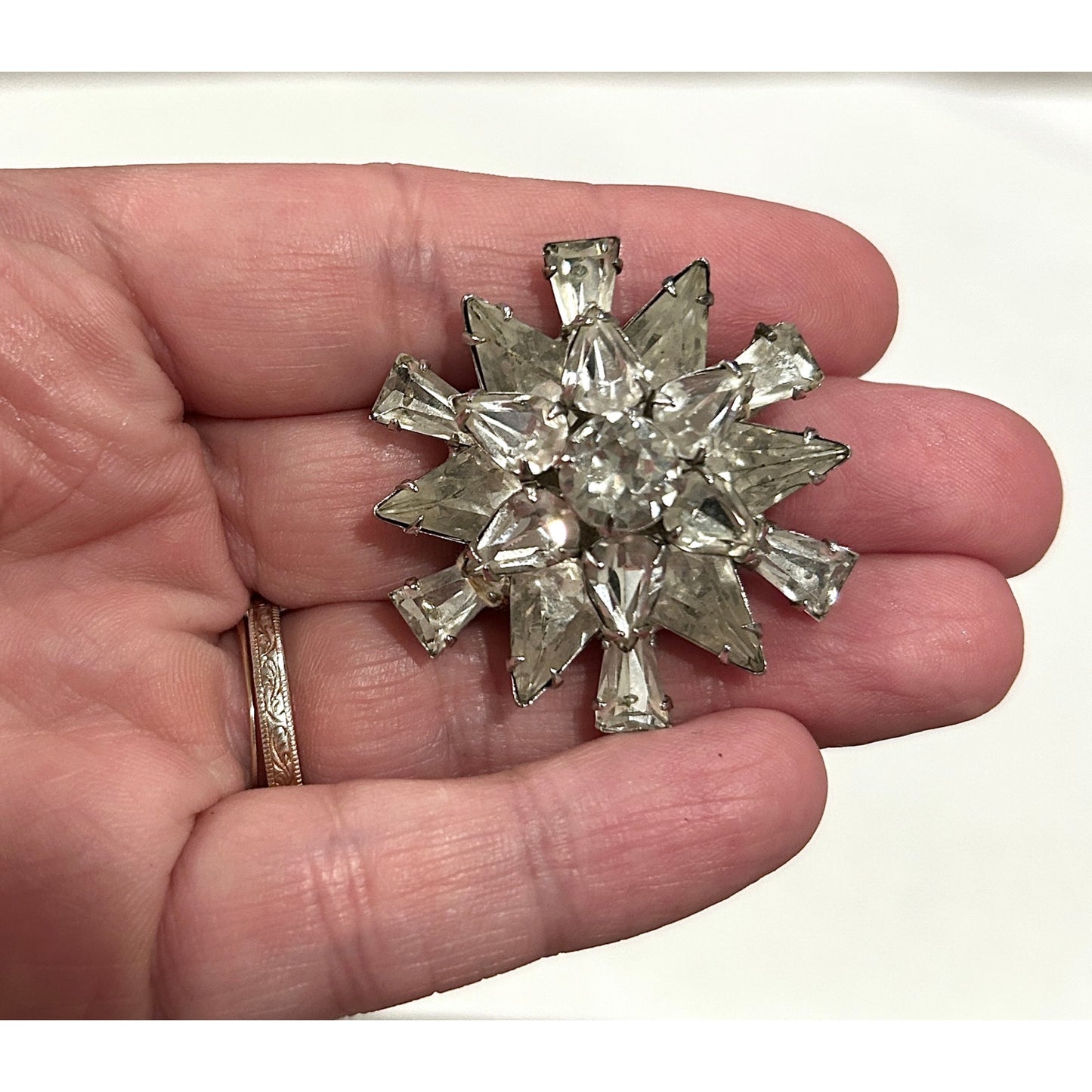 Vintage Clear Starburst Rhinestone Brooch