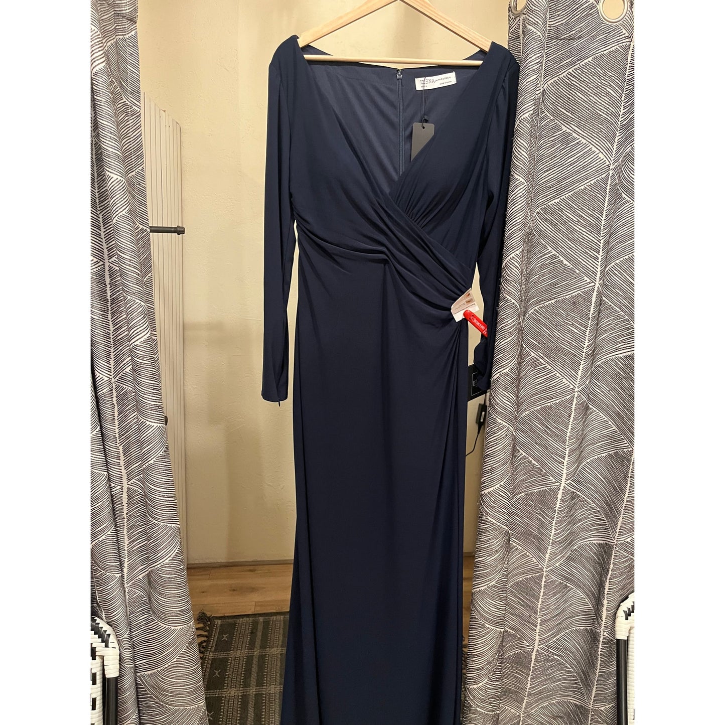 IEENA for Mac Duggal  Style 26573 Size 8 NWT