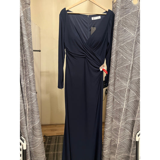 IEENA for Mac Duggal  Style 26573 Size 8 NWT