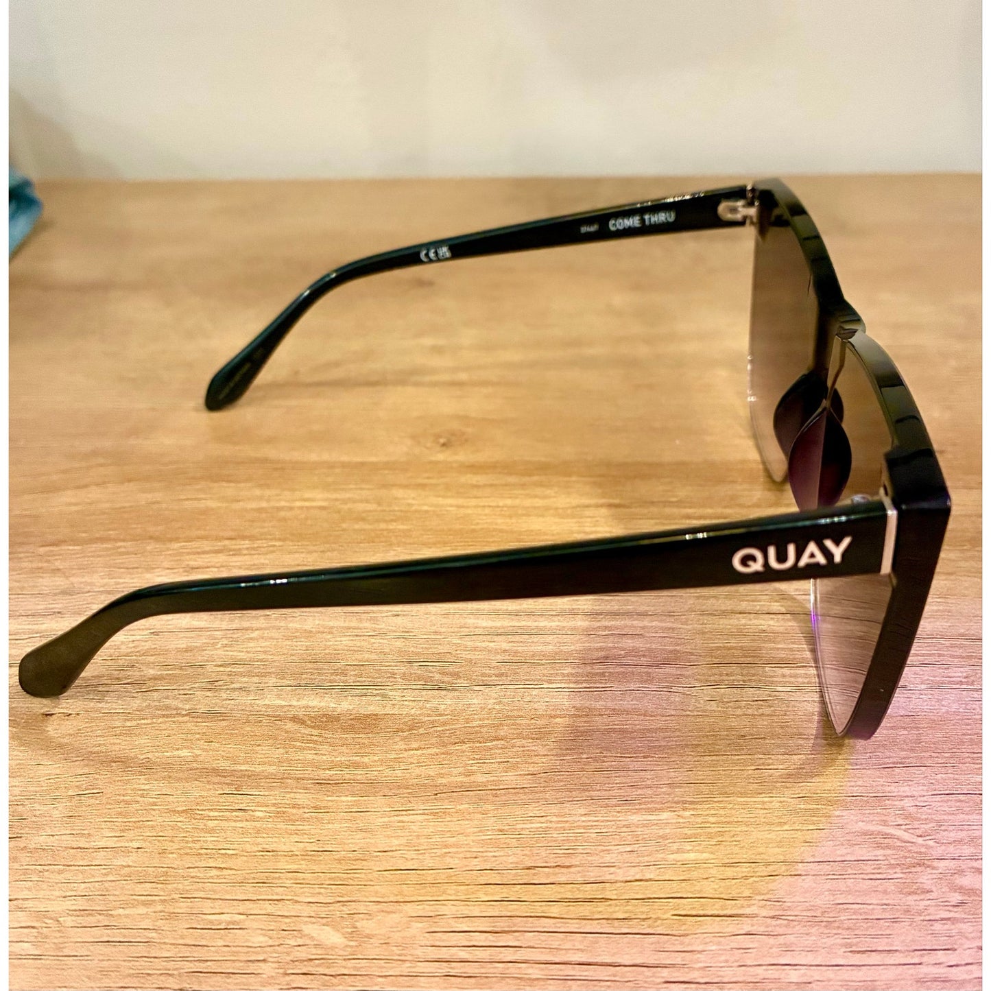 QUAY Come Thru Sunglasses