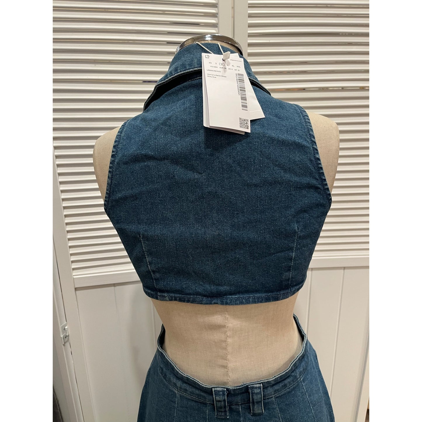 Urban Revivo Cut Out Stretchy Sleeveless Maxi Denim Dress with Artistic Buttons